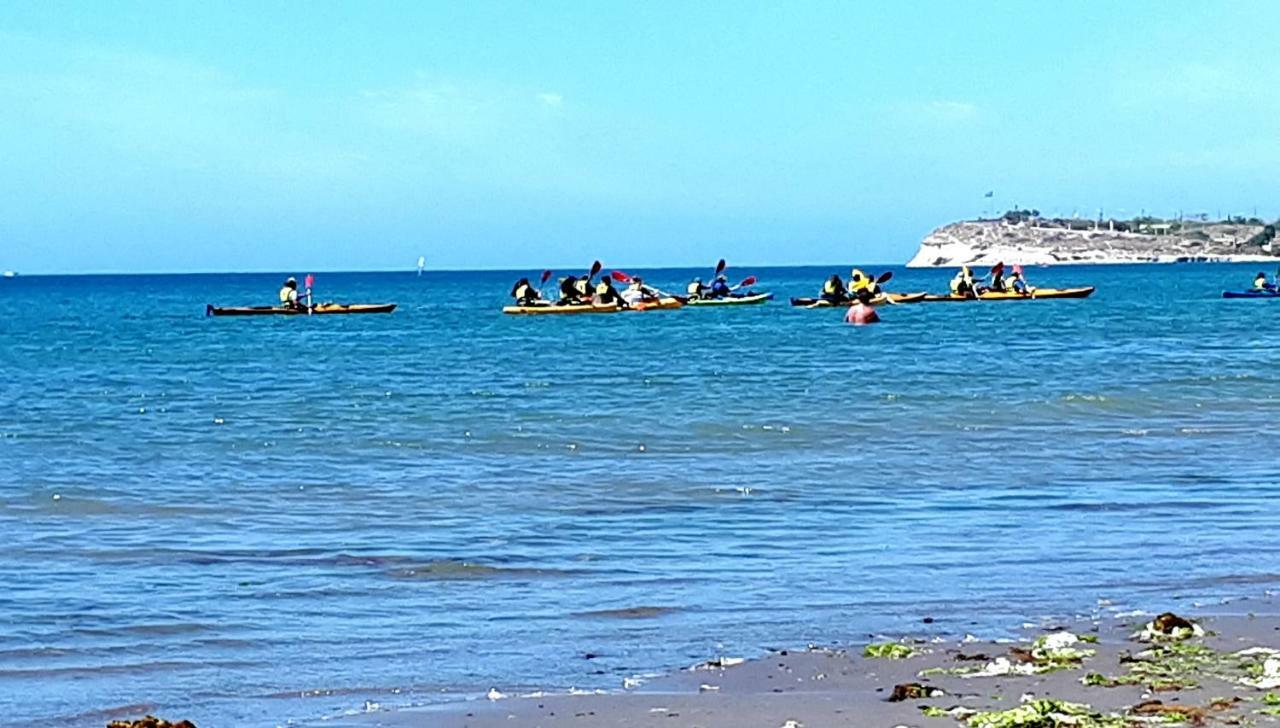 Alem Lägenhet Puerto Madryn Exteriör bild